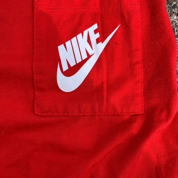 Nike Tank Top - Picture 2 of 4